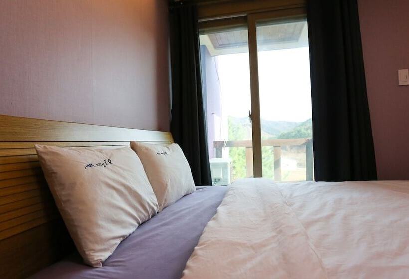 Hongcheon Garisan Deuo Motel