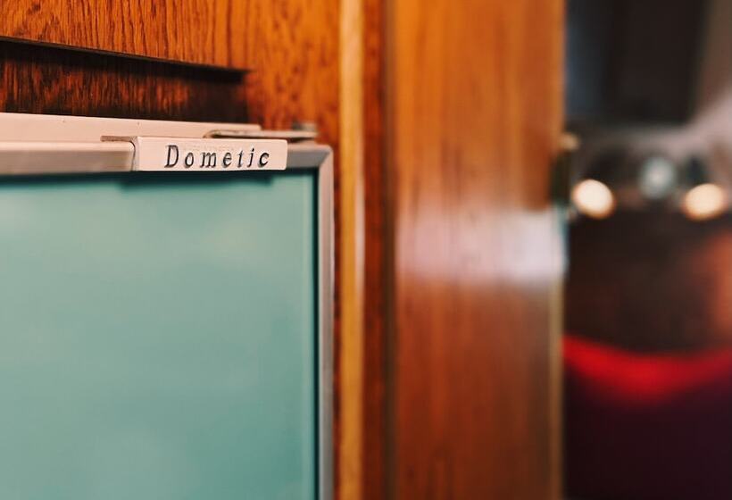 فندق Ags Trailer House   Campground