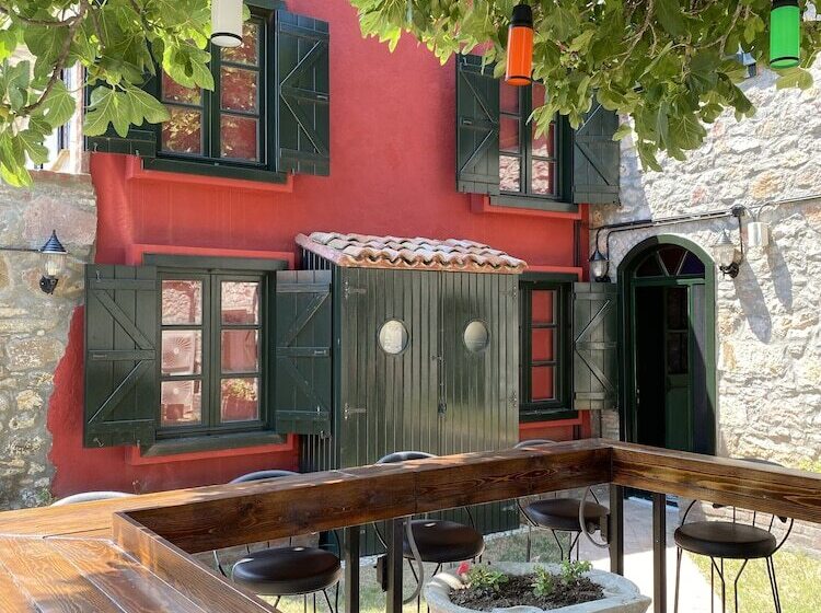 בית מלון כפרי Avlulu Konak Kucukkoy