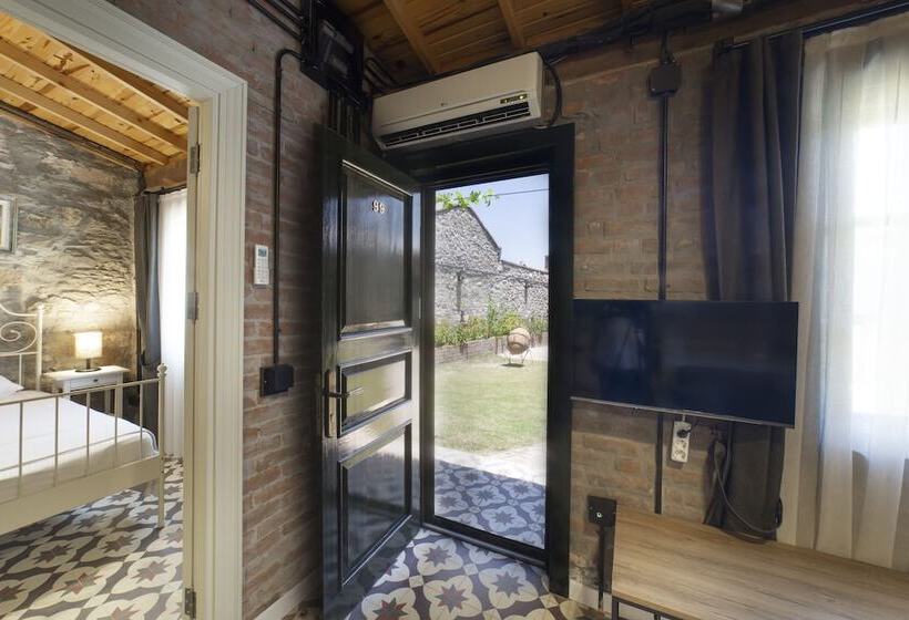 בית מלון כפרי Avlulu Konak Kucukkoy