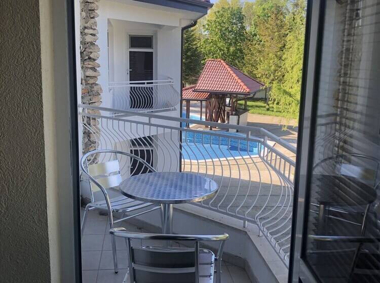 酒店 Bultrak Eco Village