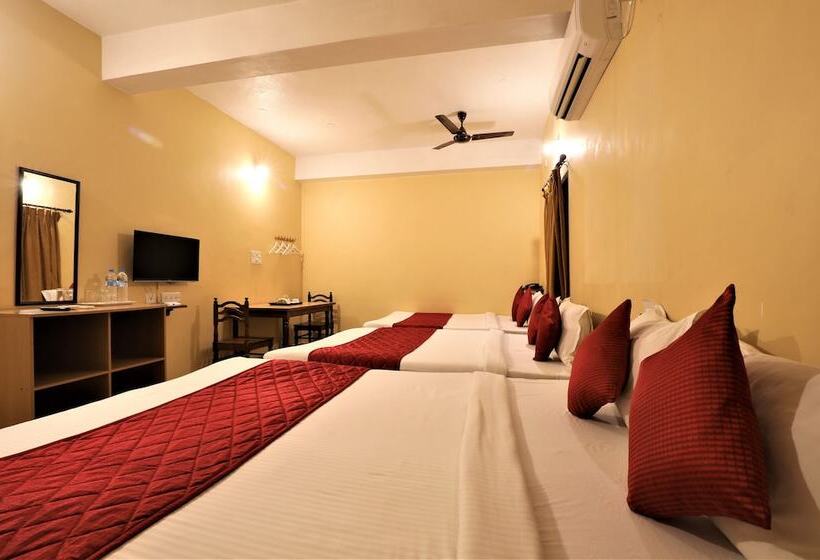 בית מלון כפרי Castle Manor