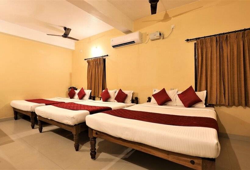 בית מלון כפרי Castle Manor