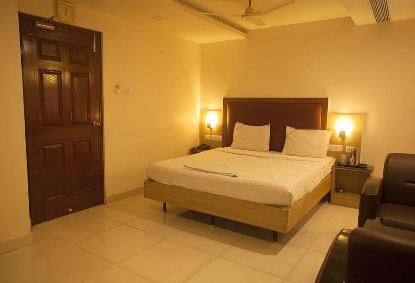 酒店 Ganesh Meridian