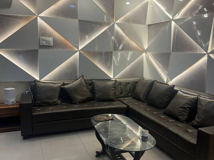 בית מלון כפרי Goroomgo Dolls Inn Nainital