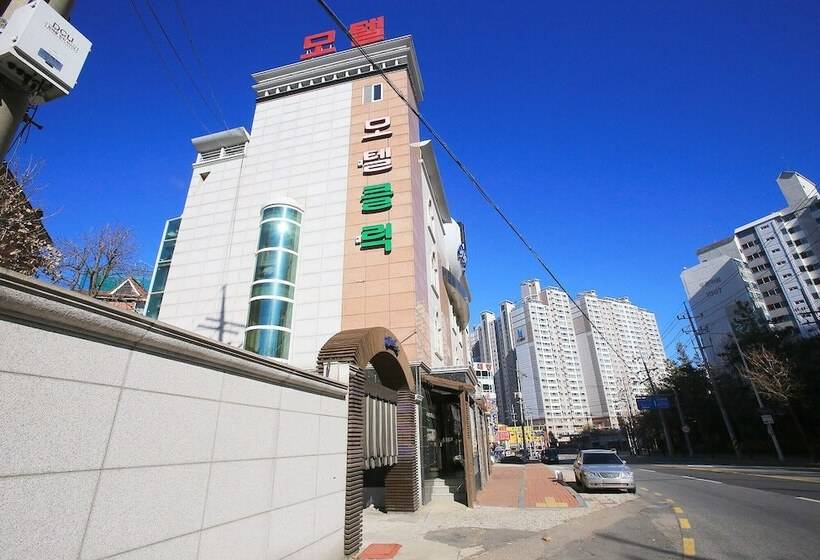 בית מלון כפרי Ilsan Click