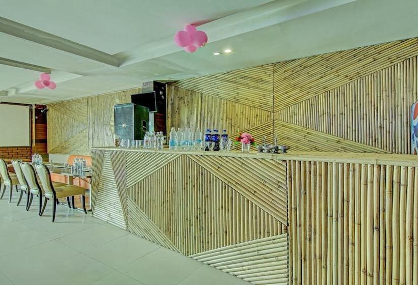 فندق Itsy By Treebo  Black Diamond