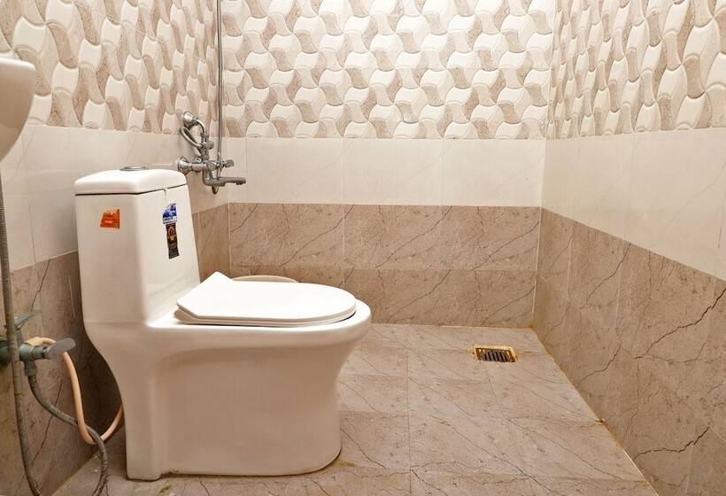 בית מלון כפרי Kumaran Kudil   New Family Home Stay Vl Bodinayakkanur, Theni