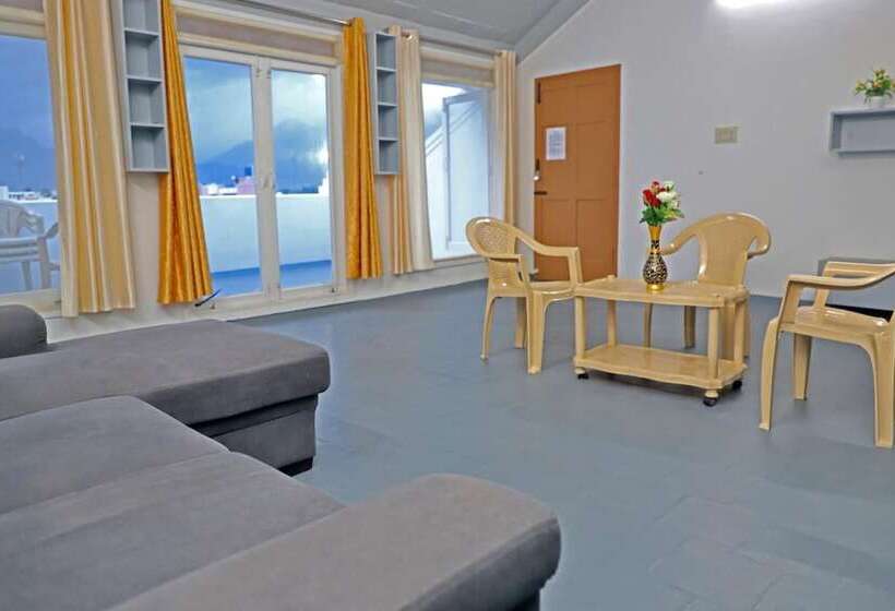 בית מלון כפרי Kumaran Kudil   New Family Home Stay Vl Bodinayakkanur, Theni