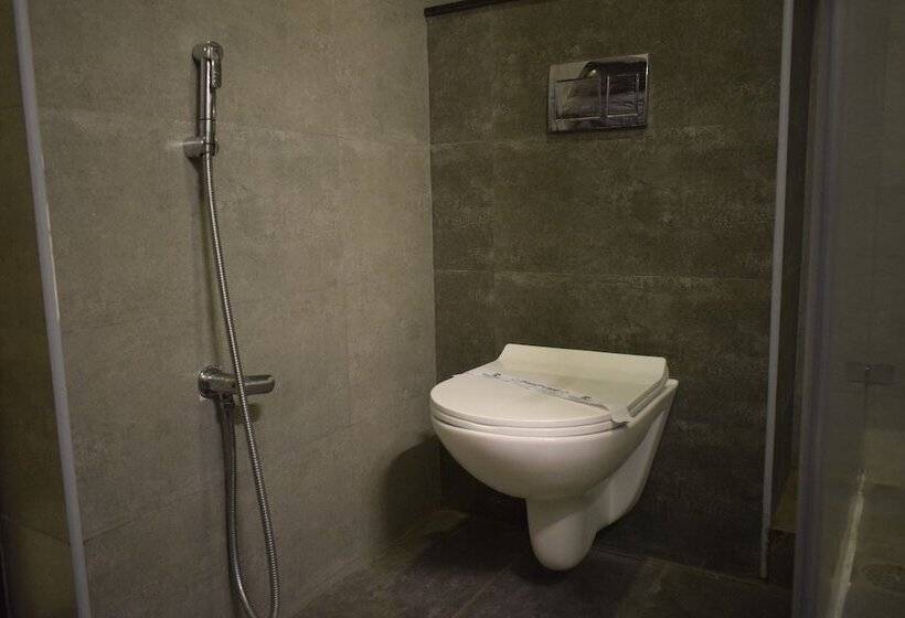 ホテル Kumaran Residency