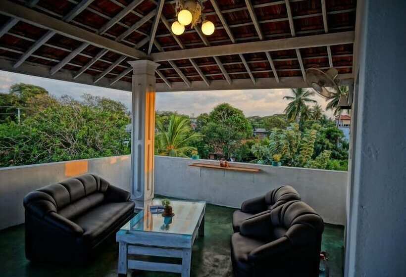فندق Nathariya Negombo