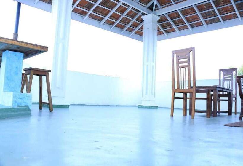 فندق Nathariya Negombo