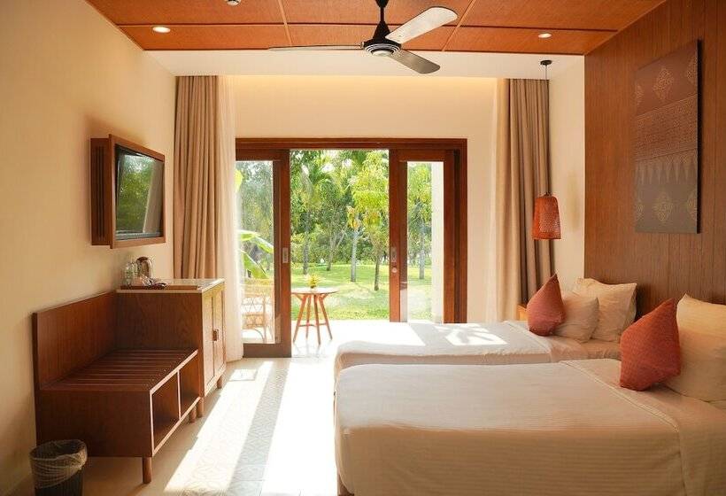 هتل Pax Ana Doc Let Resort & Spa