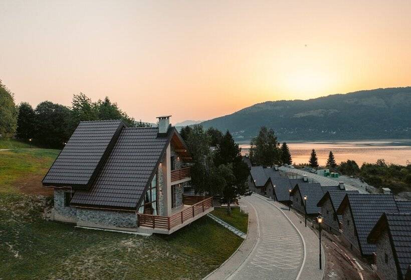 هتل Radika Rezort