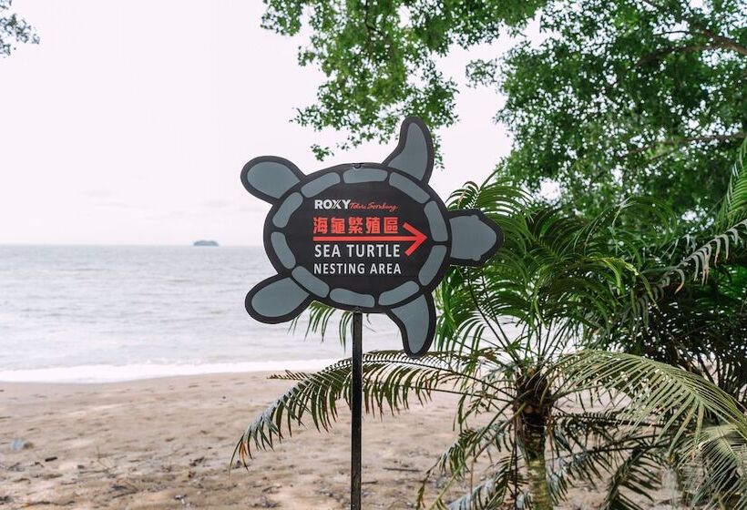 فندق Roxy Telok Serabang