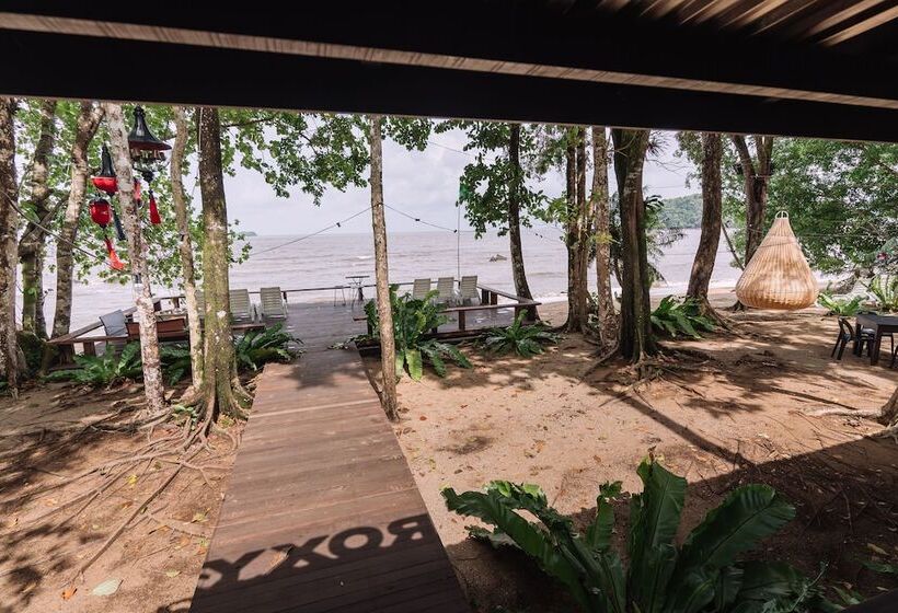 בית מלון כפרי Roxy Telok Serabang