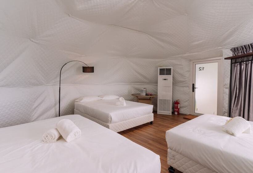 בית מלון כפרי Roxy Telok Serabang