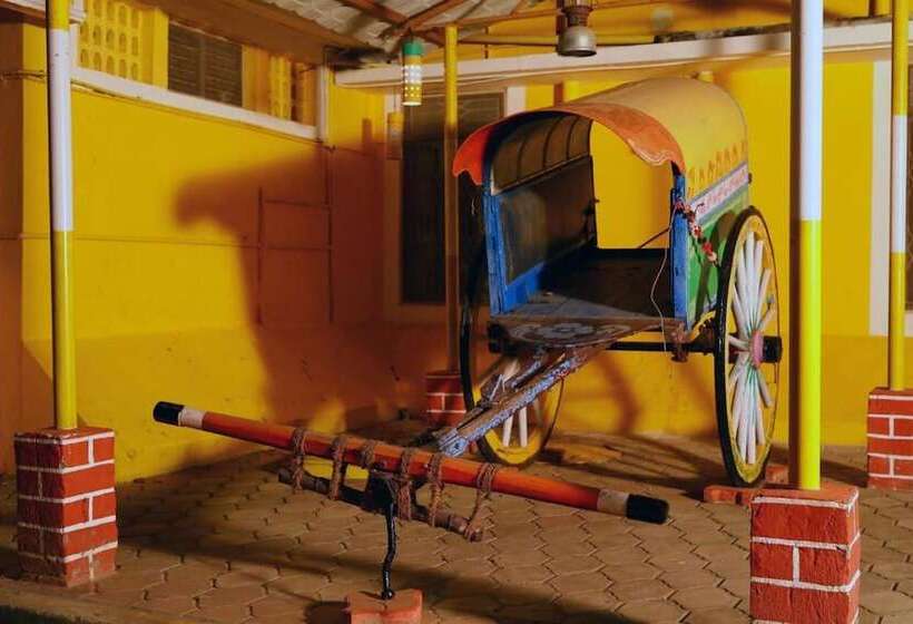 Отель Royal House And Park