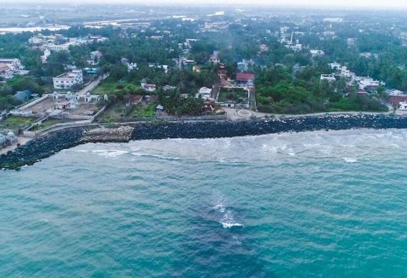 Отель Royal House And Park