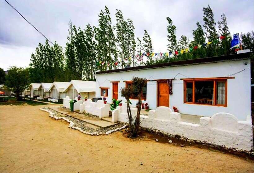 فندق Tih Alpenglow Camp   Nubra