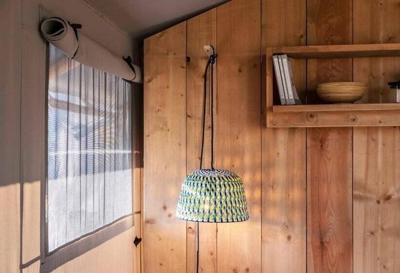 Отель Wecamp Santa Cristina