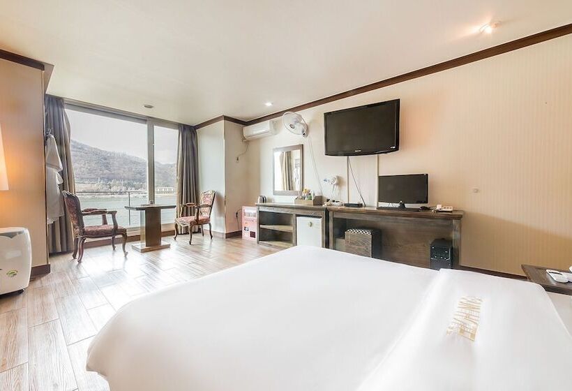 בית מלון כפרי Yangpyeong Sun