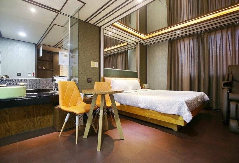 Jincheon Island Self Checkin Motel