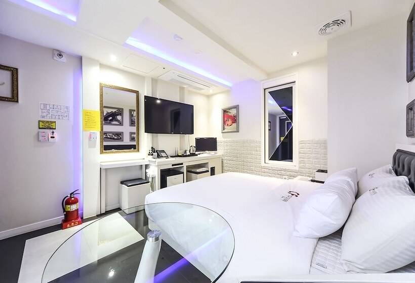 Jinju Cf Self Checkin Motel