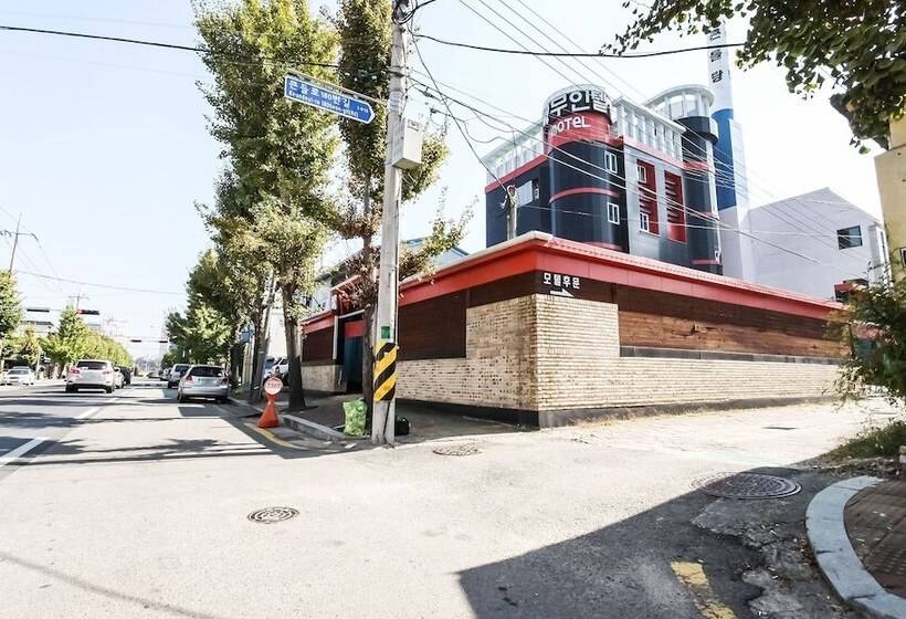 Jinju Rock Self Check In Motel