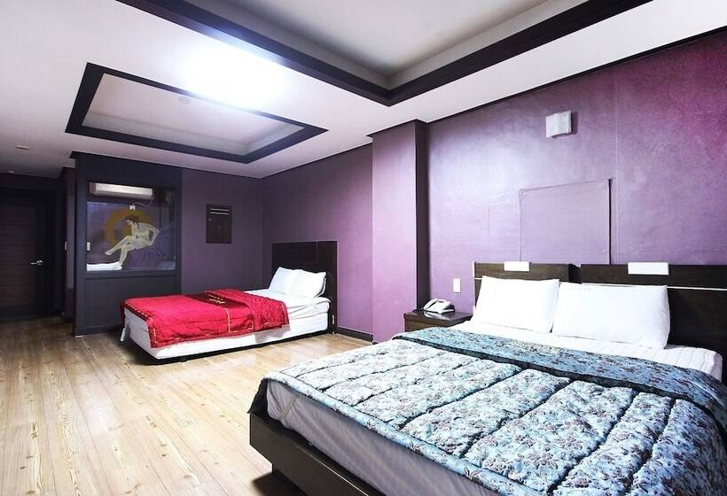 فندق على الطريق Andong Okdong Sapphire