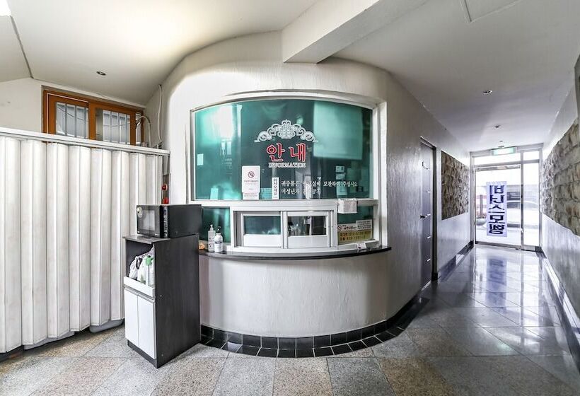 מוטל Andong Venus