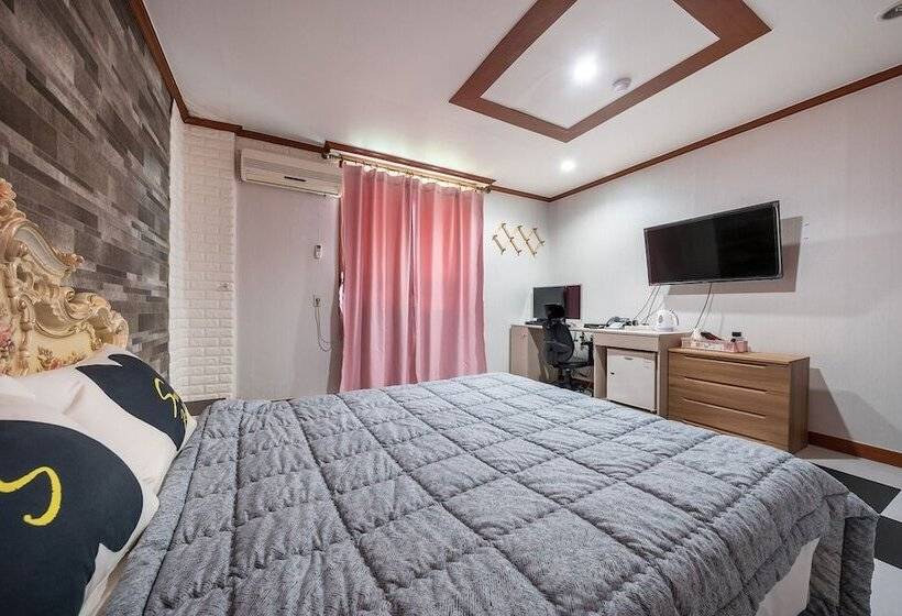 汽车旅馆  Anseong Mew