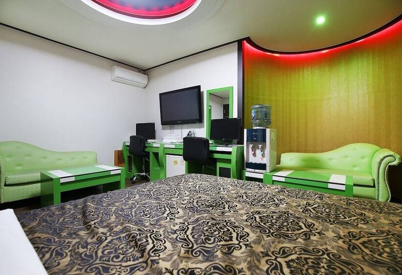 モーテル Asan Just Stay Hotel Asan City Hall