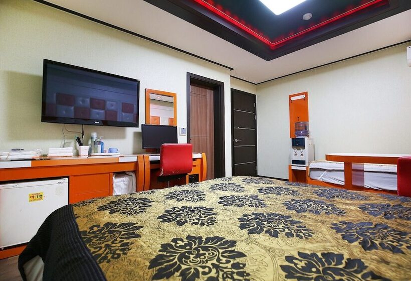 モーテル Asan Just Stay Hotel Asan City Hall