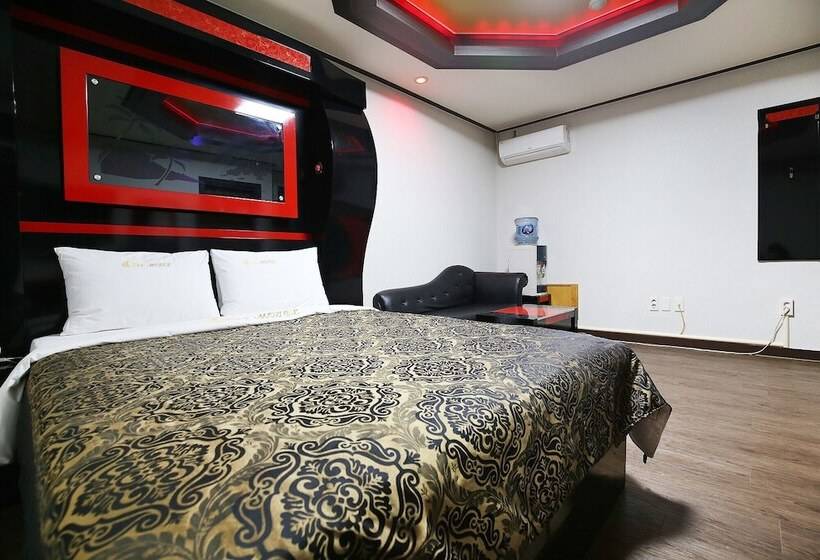 モーテル Asan Just Stay Hotel Asan City Hall