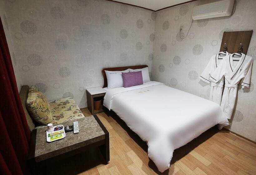 מוטל Asan Western