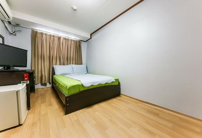 Motel Boryeong Woori Beach