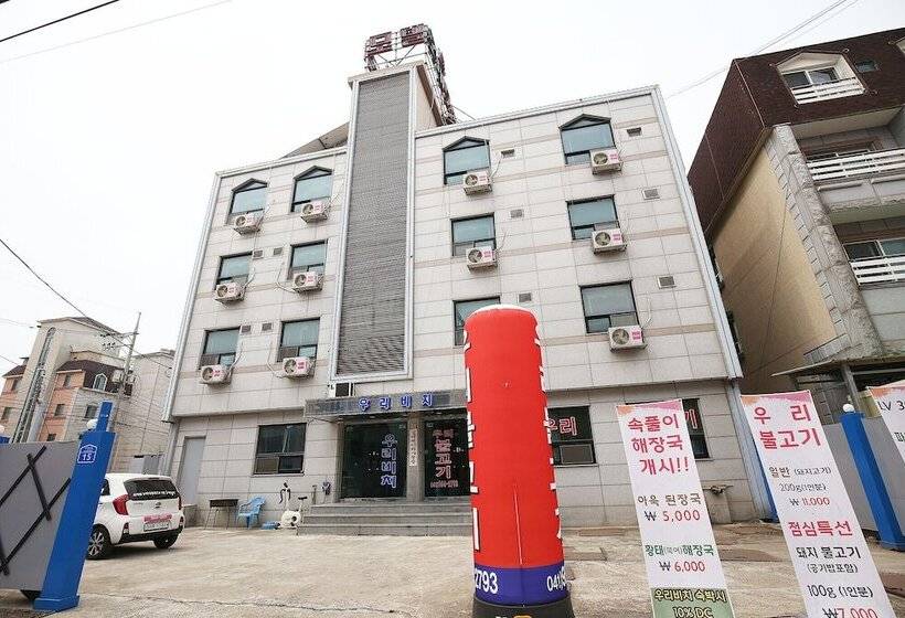 Motel Boryeong Woori Beach