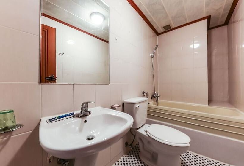 Motel Boryeong Woori Beach