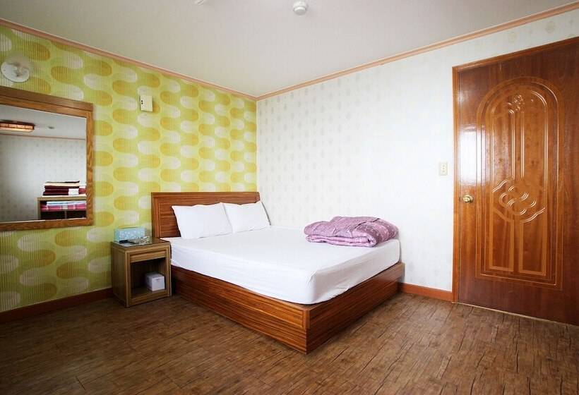 מוטל Boseong Beolgyo Gungjeon