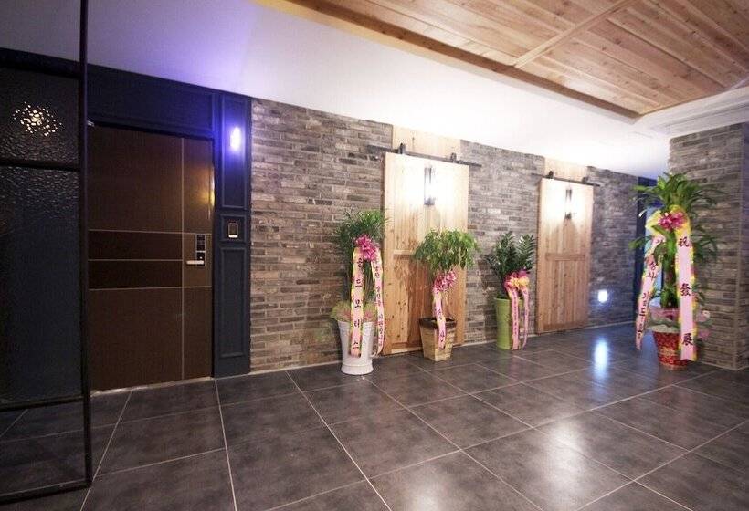 모텔 Changwon Bonggokdong Mvg