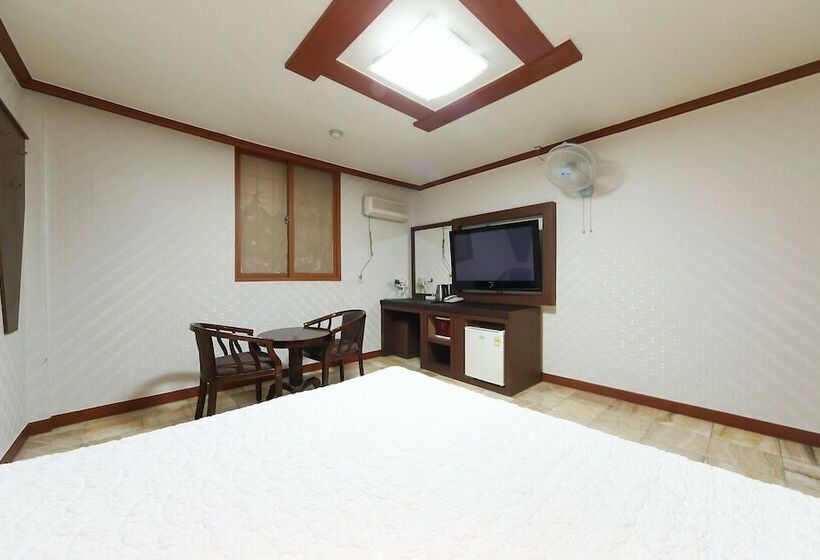 Motel Changwon Masan Hapseongdong Tong