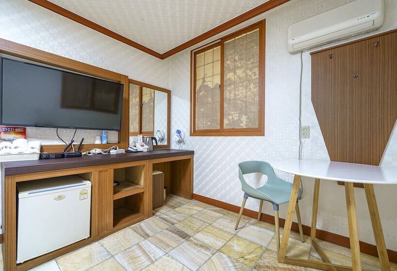 Motel Changwon Masan Hapseongdong Tong