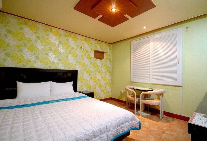 모텔 Changwon Palyongdong Hotel Tt