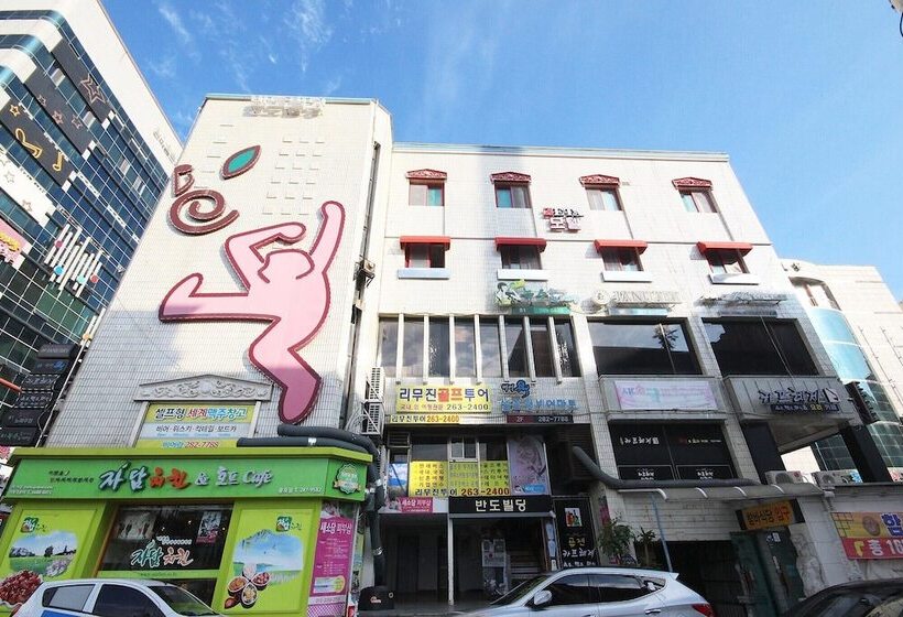 汽车旅馆  Changwon Yongho Dong Zeta