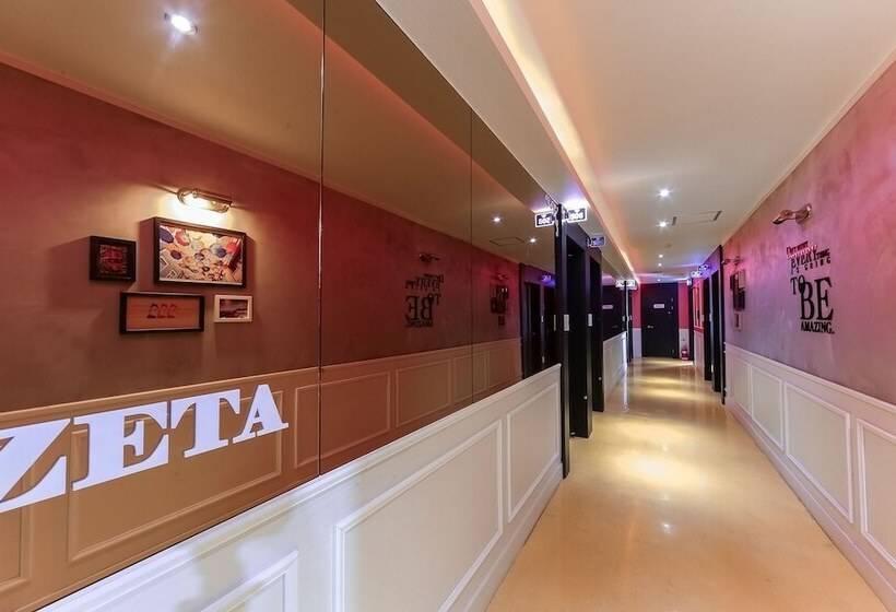 汽车旅馆  Changwon Yongho Dong Zeta