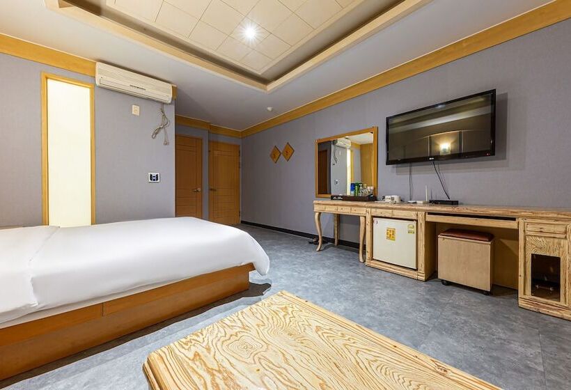 Мотель Cheonan Adonis