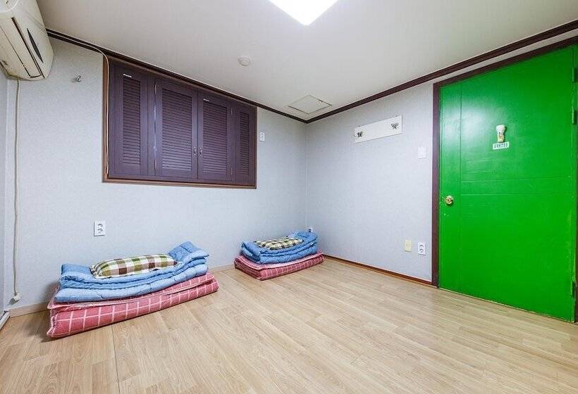 מוטל Cheonan Ramada Park