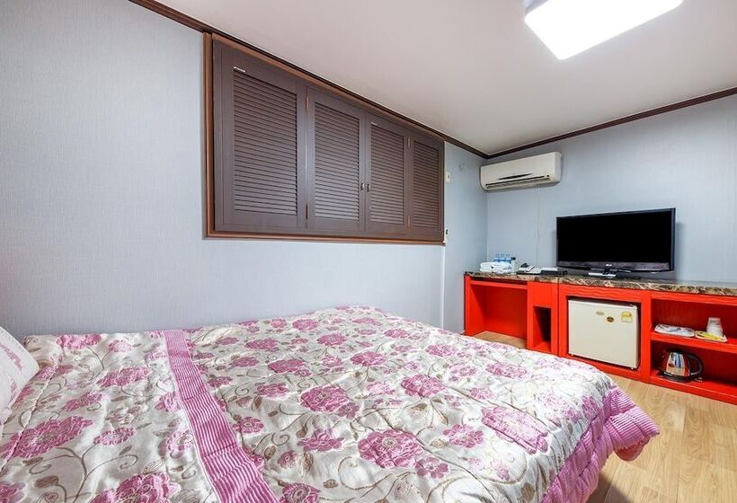 מוטל Cheonan Ramada Park