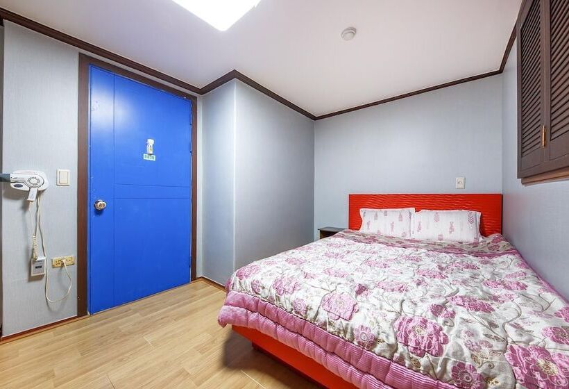 מוטל Cheonan Ramada Park